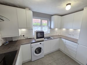 Kitchen- click for photo gallery